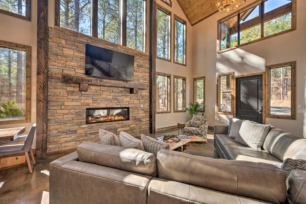 Broken Bow Lazy Dog Lodge With Hot Tub, Pool Table Exteriör bild
