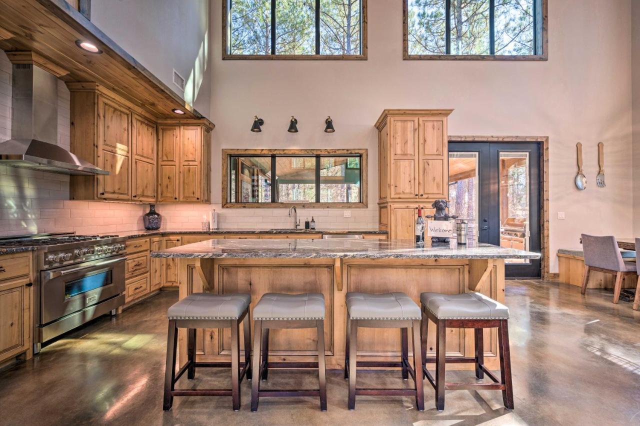 Broken Bow Lazy Dog Lodge With Hot Tub, Pool Table Exteriör bild